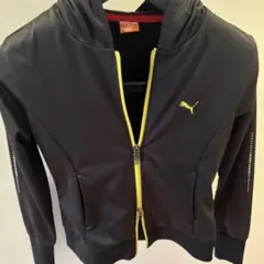 PUMA フード付きダブルジップジャケット　ストーン付き