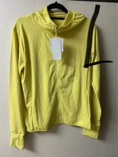 ユニクロ　UNIQLOエアリズムUVカット メッシュパーカー　L イエロー