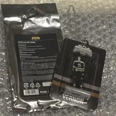 SEVENTEEN HOME アクリルキーリング　バーノン