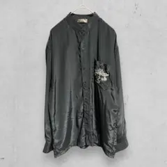 t1982◆バンドカラーサテンシャツ　長袖　刺繍　カジュアル　ブラック　メンズ