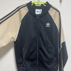 adidasジャージセットアップ