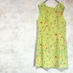 日本製　ひざ丈ワンピース　ノースリーブ　花柄　緑系　赤　白　ピンク　総柄　春夏