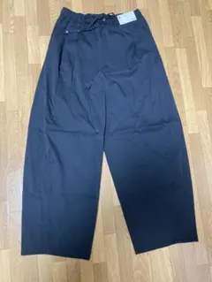 ［GU］バレルレッグプルオンパンツ