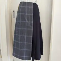 ヨッシー様専用　MARNI　マルニ　ドッキングデザイン　ロング丈スカートのサムネイル