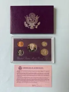アメリカ 1990年P、Dミント貨幣セット 未開封 現状品 - メルカリ