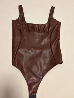 フミカウチダ　レザートップスのサムネイル