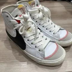 Nike ハイカットスニーカー ホワイト/ブラック NIKE ブレイザー