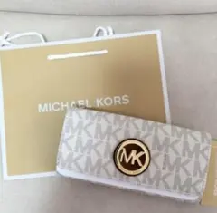 新品！マイケルコース  長財布