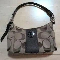 COACH シグネチャー 　ショルダーハンドバッグ ブラウンのサムネイル