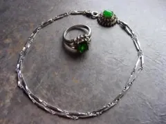 ビンテージ　エメラルドカラー　リング　ペンダント