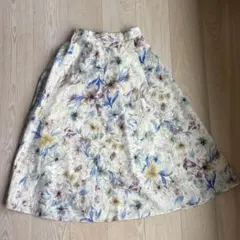 フラワープリント フレアスカート　花柄のサムネイル