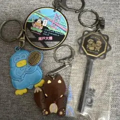 お土産キーホルダー 4点　昭和レトロのサムネイル
