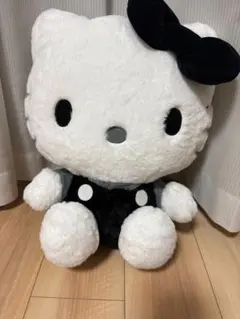 ハローキティ　モノクロドールGJ ぬいぐるみBIG