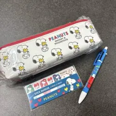 【セール！】スヌーピー　トレー型ペンポーチ　付箋　シャープ＆2色ボールペン