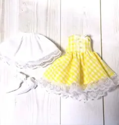 ベッツィー、ミディブライス、ワンダの黄色ギンガムチェックのワンピのセット