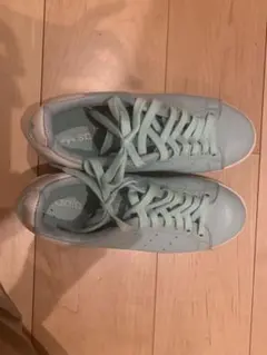 adidas アディダス　スタンスミス