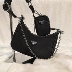 美品 PRADA ショルダーバッグ