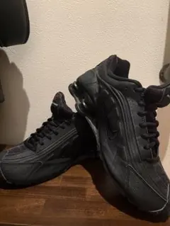 Nike Shox R4 black 26.5cm