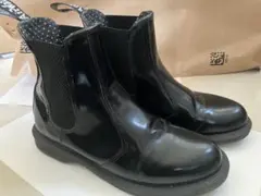 Dr. Martens サイドゴアブーツ ブラックのサムネイル
