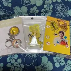 BTS キーリング　V テテ　　セット