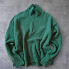 ユニクロ タートルネックニット グリーン Lサイズ 緑 レディース セーター