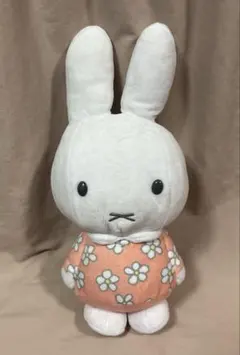 2026年最新】Miffy ぬいぐるみの人気アイテム - メルカリ