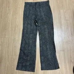 SOYOUS パイソン柄 スラックス フレアパンツ Mサイズのサムネイル