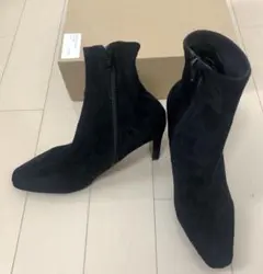 【匿名配送】ショートブーツ スエード ブラック【美品】