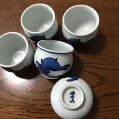 館林源右衛門 本人作 染付宝字面取 ぐい呑1点 徳利1点 酒盃 お猪口 酒器 館林源右衛門 本人作 染付宝字面取 ぐい呑1点 徳利1点 酒盃