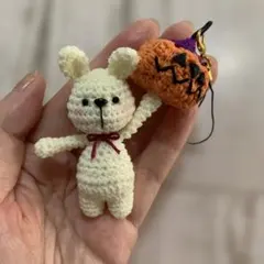 Item thumbnail for item bed323e0-8b81-4a50-81d6-e943bf04dfb1