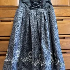 アクシーズ ディズニーヴィランズコラボ スカート