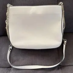 ZARA ザラ ショルダーバッグ 白 鞄のサムネイル
