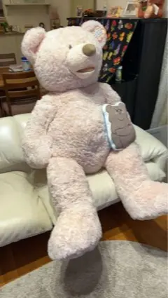 大きいピンクのクマのぬいぐるみ　タグ付き