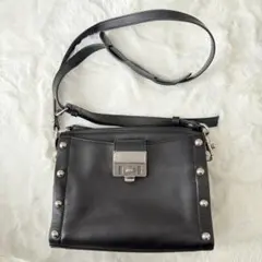 ブラックレザーショルダーバッグ