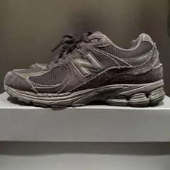 New Balance U2002RBL トリプルブラック　27cmのサムネイル