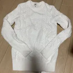 ユニクロ　ニット　白　ホワイト