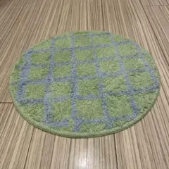 チェアパッドラグ 緑と青のチェック柄