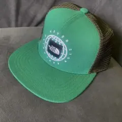 新品タグ付【THE NORTH FACE】メッシュキャップ 緑 フラットバイザー