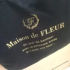 Maison de FLEUR メゾンドフルールブラックトートバッグ フラワー柄