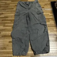 GUグレーカーゴパンツLサイズ相当