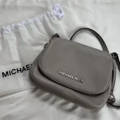 マイケルコース　ショルダーバック　グレー