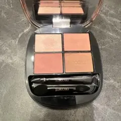 コスメデコルテ　スキンシャドウデザイニングパレット　05
