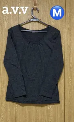 a.v.vラウンドネック長袖カットソー