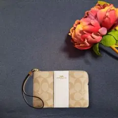 コーチ COACH 財布　ジップ リストレット シグネチャー キャンバス