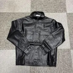 黒フェイクレザージャケット ボタン付き