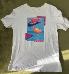 Nike フラミンゴ グラフィック Tシャツ