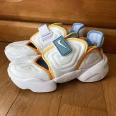 Item thumbnail for item 5f742041-51f4-48d5-8156-f7733c81ca70