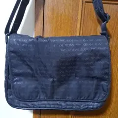 ARMANI JEANS 黒 ナイロン ショルダーバッグ