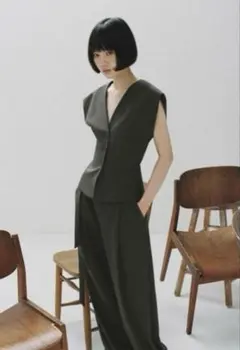 Vneck Dot Blouse アンヌーク ネイビー - メルカリ