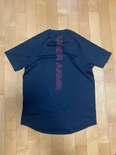 Under Armour ネイビー Sサイズ シャツ